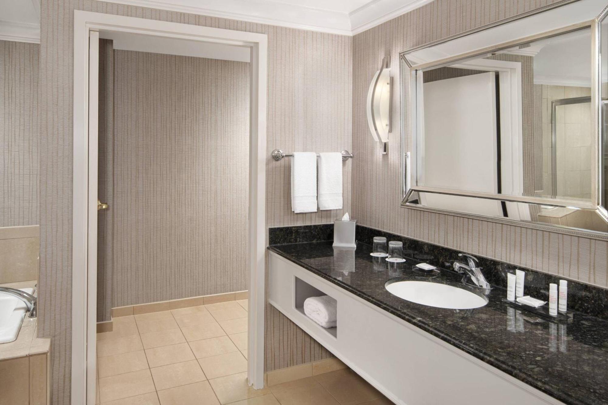 Spartanburg Marriott Εξωτερικό φωτογραφία